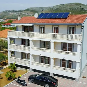  Apartment Jozic